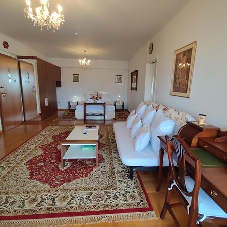 "Athens Light" Luxury Spacy Appartment, Agia Paraskevi Atenas Exterior foto